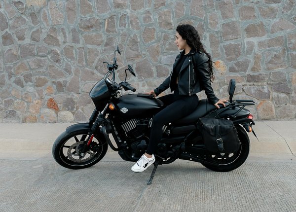 Bricolage moto : transporter des plantes en toute simplicité