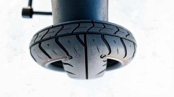 Top 5 pneus moto 110 70 R17 pour améliorer votre expérience